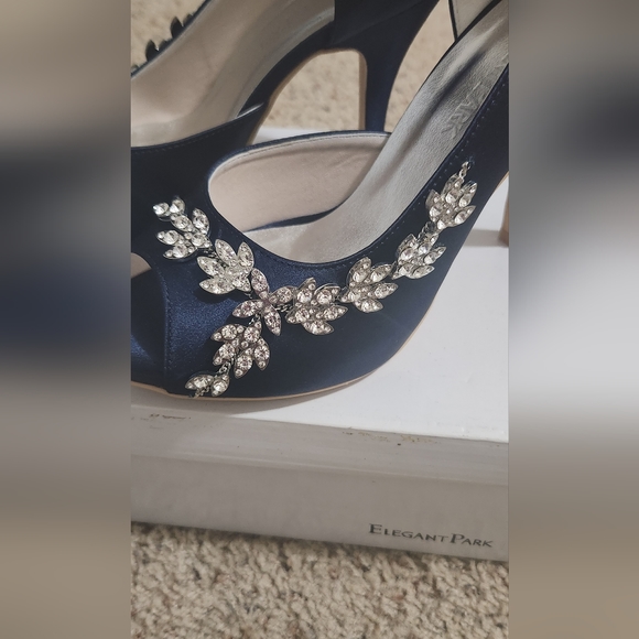 High heels - Picture 5 of 6